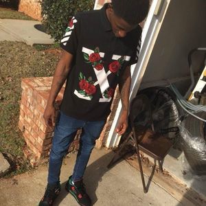 Meet your Posher, Javares